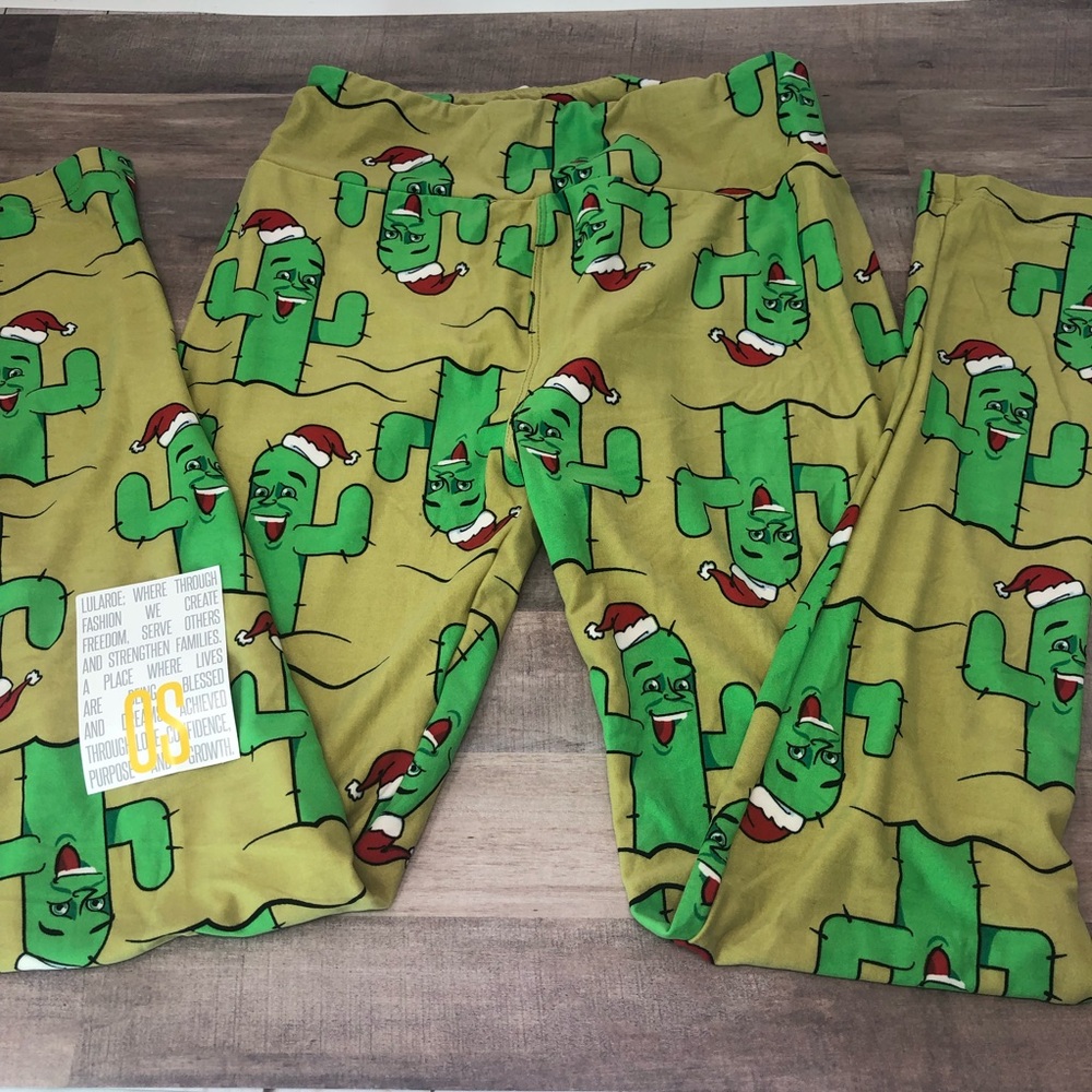 RARE Lularoe Christmas Cactus Santa Leggings OS